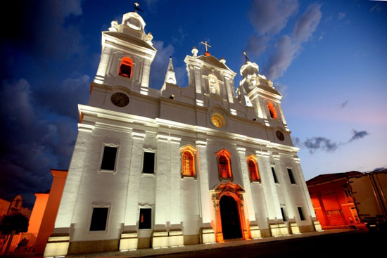 Iluminação LED para prédios históricos e religiosos